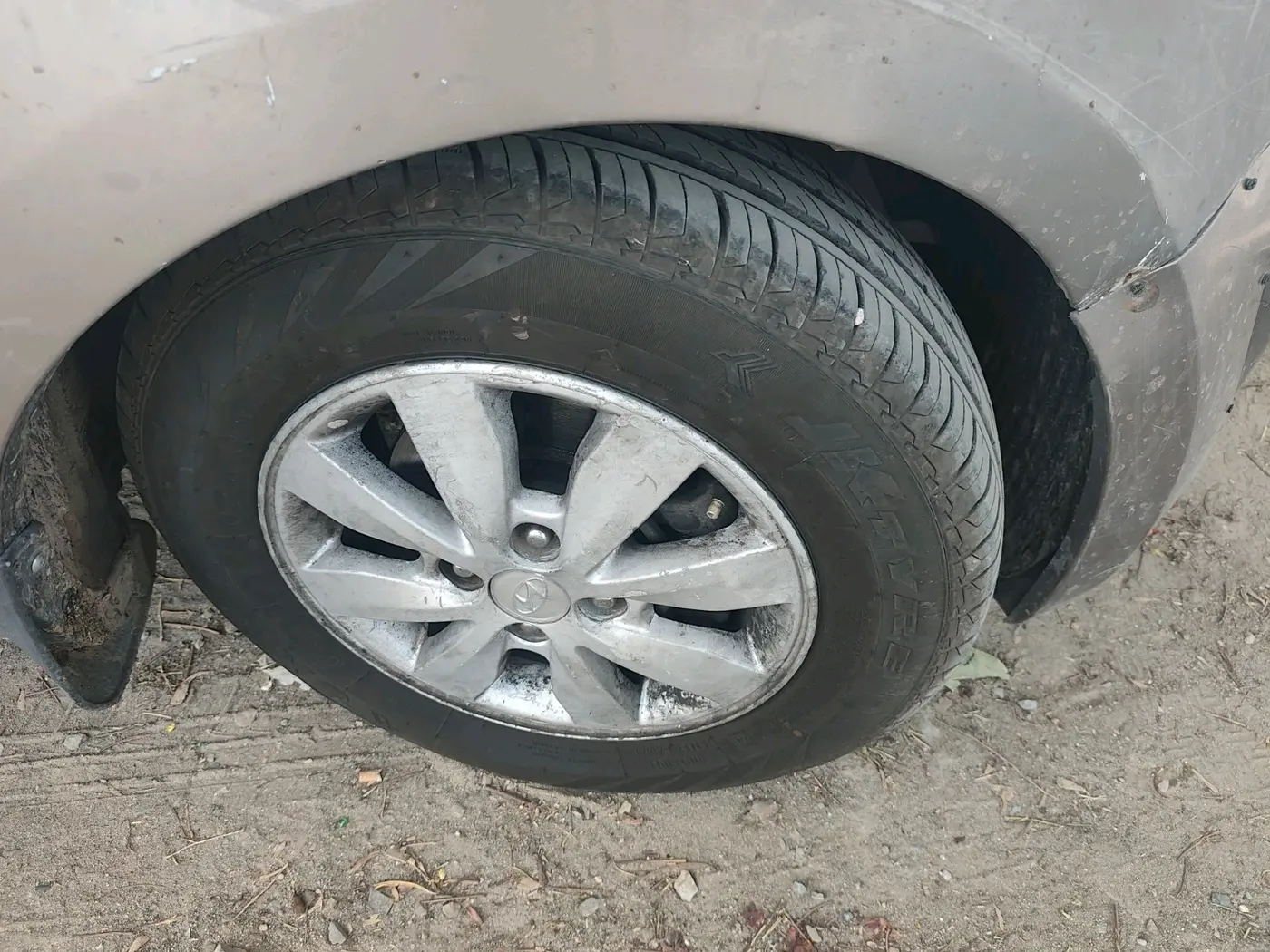 2013 Hyundai i20 SPORTZ 1.4 CRDI, Diesel, Manual, 1,80,568 km, tyre