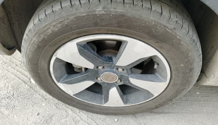 2018 Tata NEXON XZ PLUS PETROL, CNG, Manual, 60,252 km, tyre