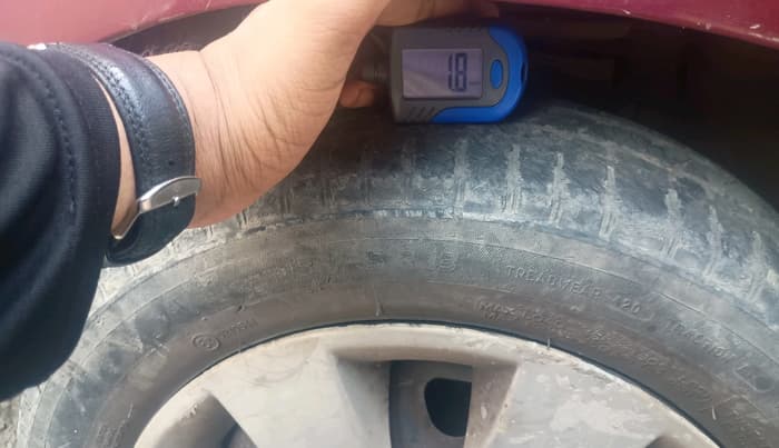 2011 Maruti Alto K10 VXI, CNG, Manual, 99,644 km, tyre