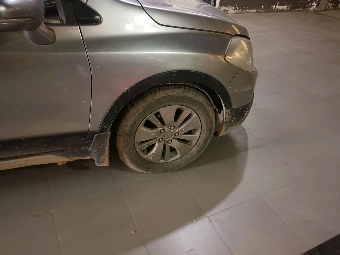 2016 Maruti S Cross ALPHA 1.6, Diesel, Manual, 1,12,200 km, tyre