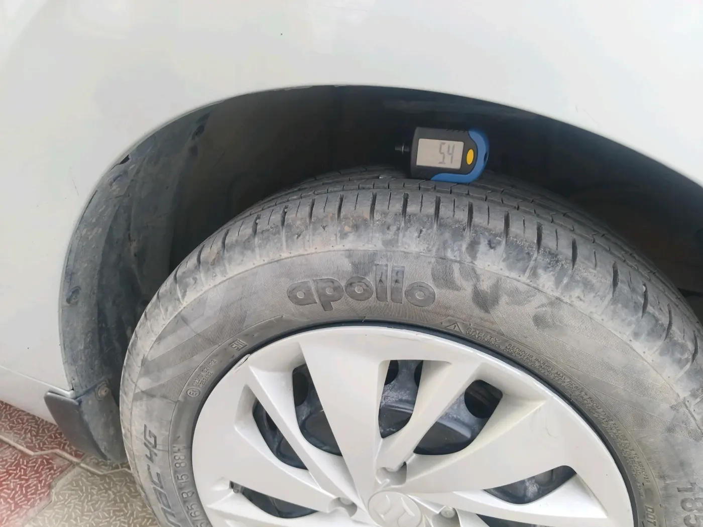2023 Maruti Baleno DELTA PETROL 1.2, Petrol, Manual, 53,385 km, tyre