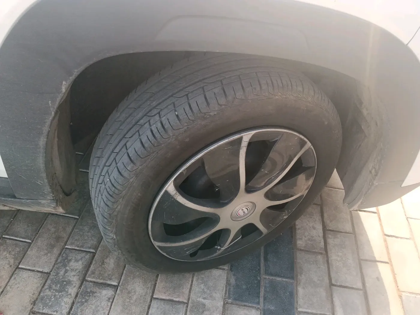 2024 Toyota Urban Cruiser Taisor E 1.2 CNG MT, CNG, Manual, 25,175 km, tyre