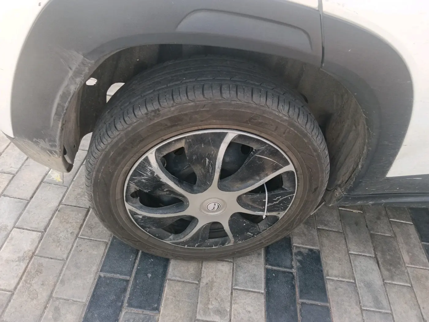 2024 Toyota Urban Cruiser Taisor E 1.2 CNG MT, CNG, Manual, 25,175 km, tyre