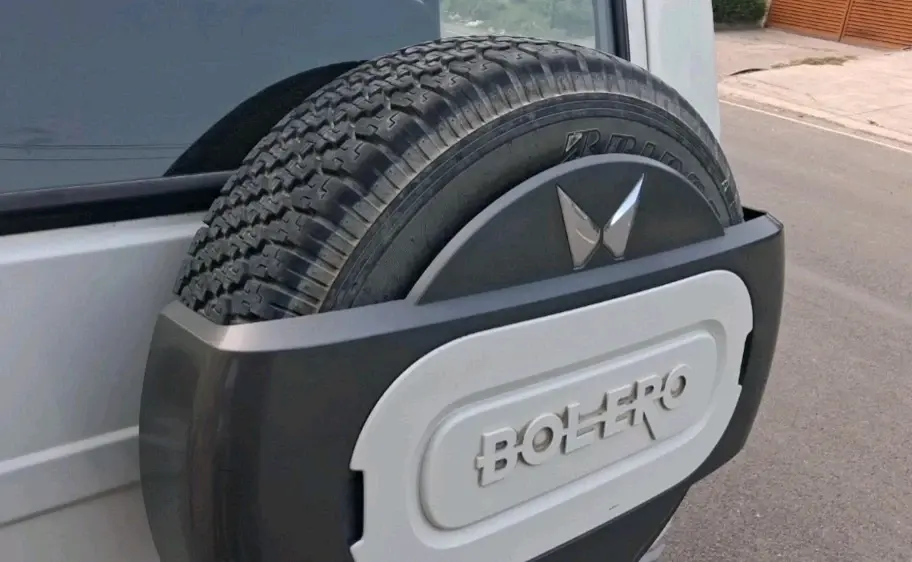 2024 Mahindra Bolero B6, Diesel, Manual, 52,830 km, tyre