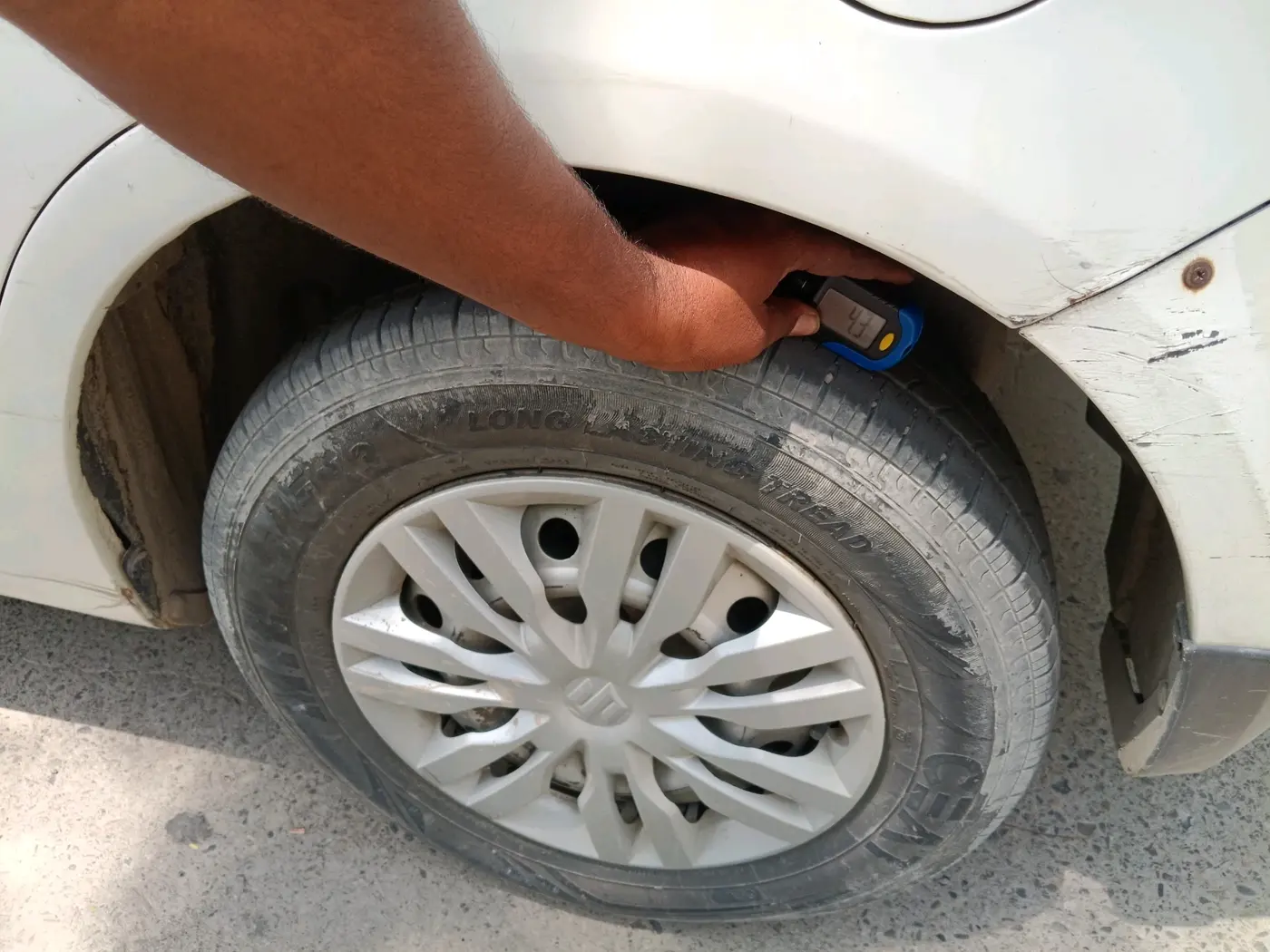 2018 Maruti Swift Dzire TOUR S-CNG, CNG, Manual, 38,004 km, tyre