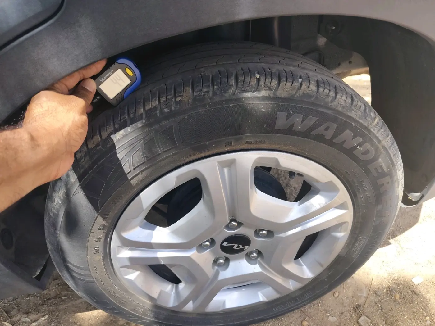 2023 KIA SONET HTK PLUS 1.2, Petrol, Manual, 72,448 km, tyre