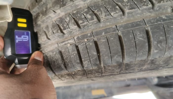 2022 Tata Safari XT PLUS, Diesel, Manual, 1,46,203 km, tyre