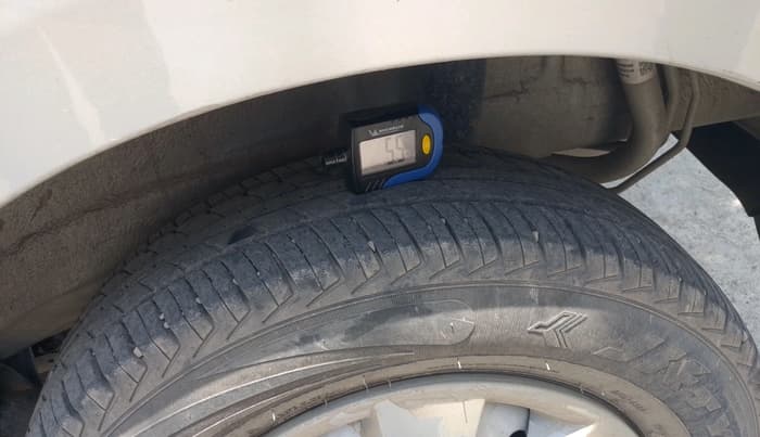 2025 Maruti New Wagon-R LXI CNG 1.0, CNG, Manual, 26,603 km, tyre
