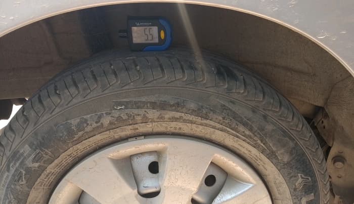 2025 Maruti New Wagon-R LXI CNG 1.0, CNG, Manual, 26,603 km, tyre