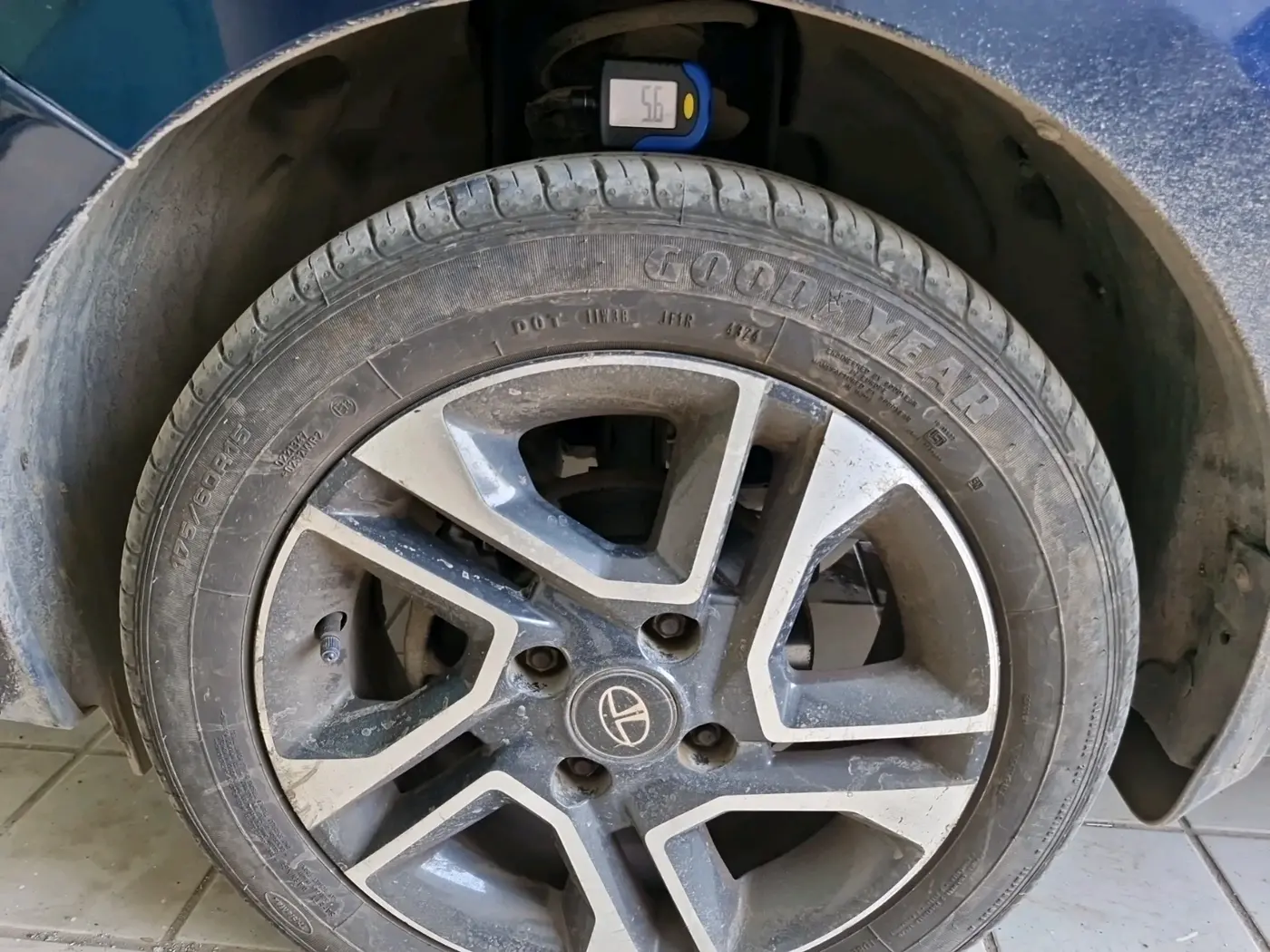 2020 Tata TIGOR XZ PLUS PETROL, Petrol, Manual, 20,891 km, tyre