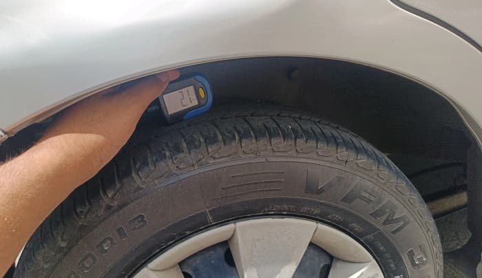 2013 Maruti A Star VXI (ABS) AT, Petrol, Automatic, 37,694 km, tyre