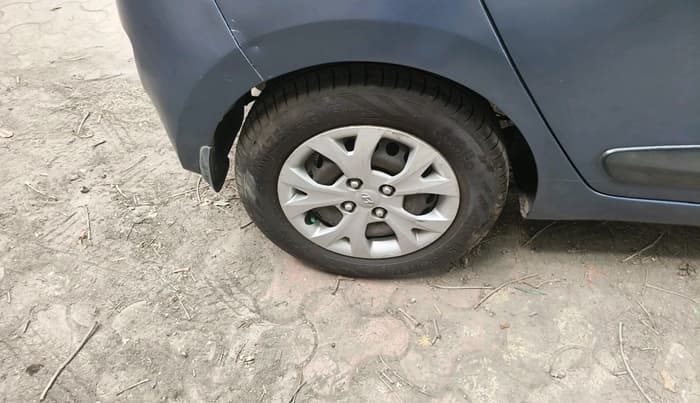 2016 Hyundai Grand i10 SPORTZ 1.2 KAPPA VTVT, Petrol, Manual, 62,811 km, tyre