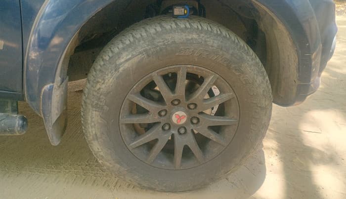 2016 Mitsubishi Pajero Sport 2.5 AT 4X2, Diesel, Automatic, 77,238 km, tyre
