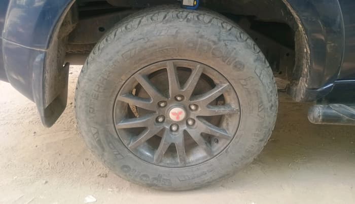 2016 Mitsubishi Pajero Sport 2.5 AT 4X2, Diesel, Automatic, 77,238 km, tyre