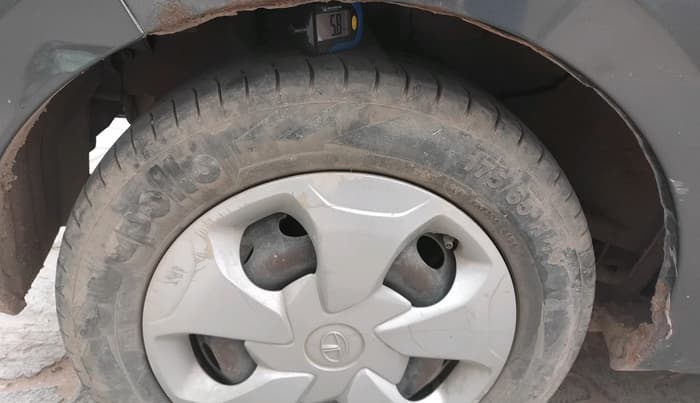2022 Tata Tiago XT PETROL, CNG, Manual, 1,09,149 km, tyre