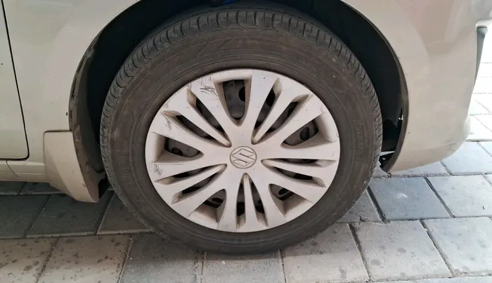 2014 Maruti Ertiga VXI CNG, CNG, Manual, 72,208 km, tyre