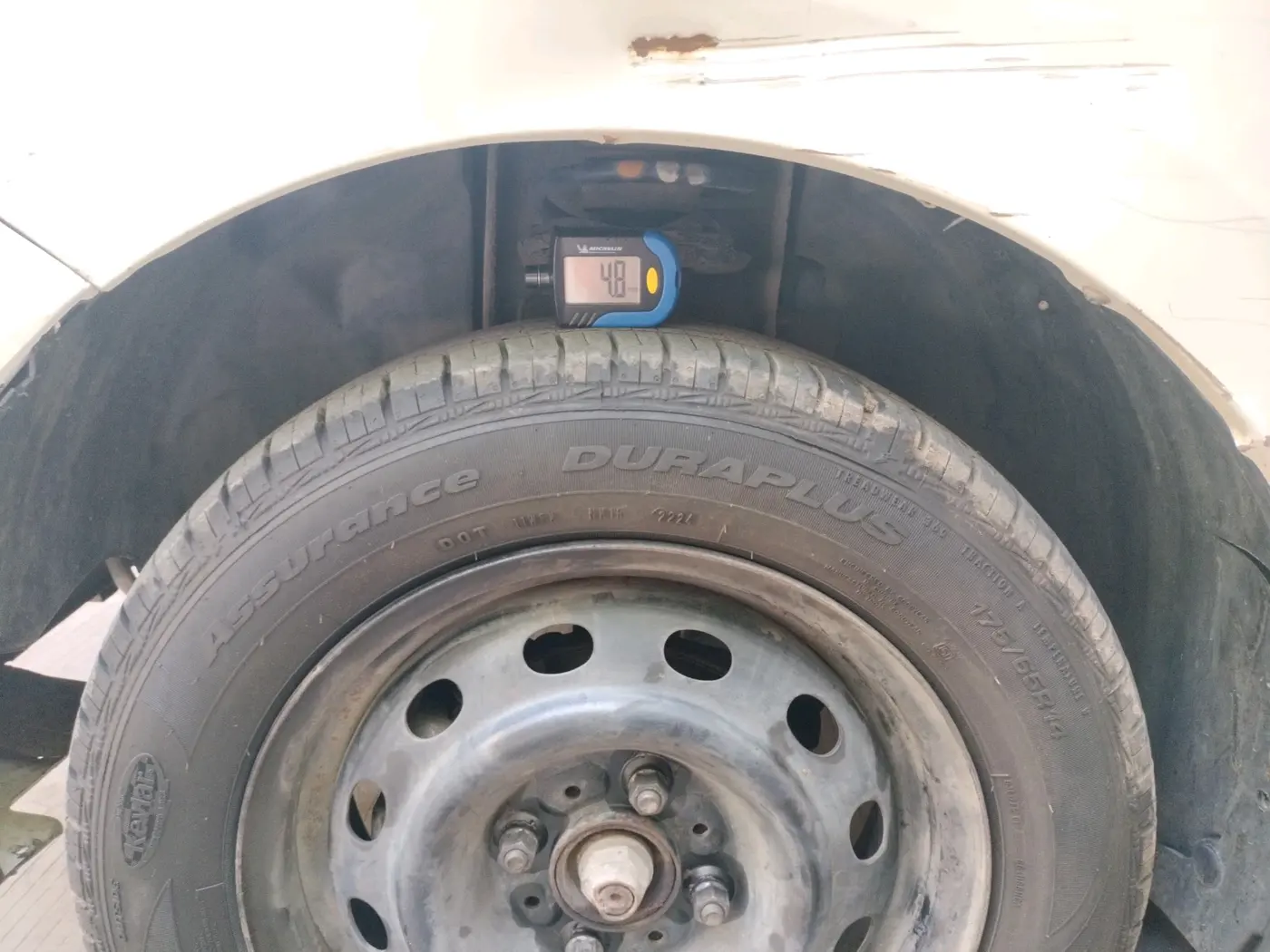 2017 Tata Tiago XT PETROL, Petrol, Manual, 55,204 km, tyre