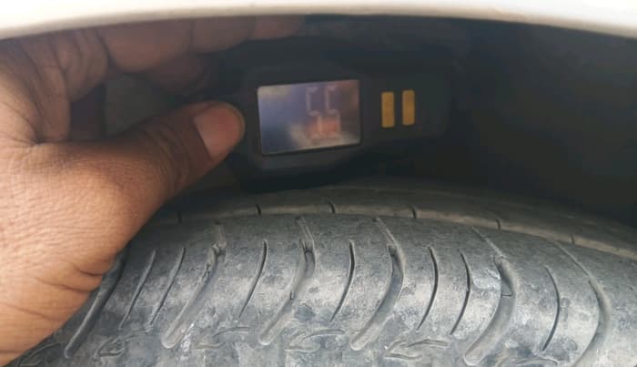 2016 Maruti Celerio VXI AMT, Petrol, Automatic, 80,264 km, tyre
