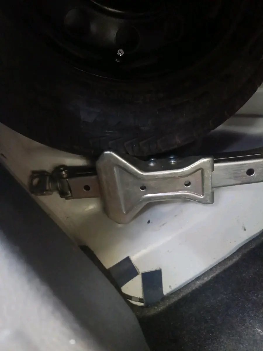 2024 Maruti Alto K10 VXi (O), Petrol, Manual, 10,475 km, tyre