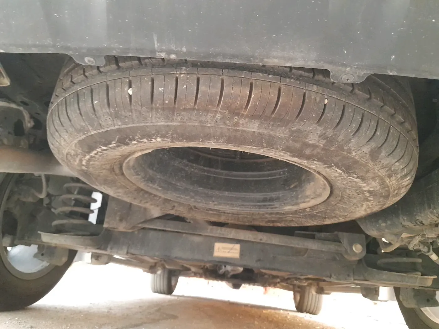 2023 Tata Safari XZA PLUS, Diesel, Automatic, 42,637 km, tyre