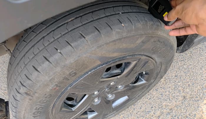 2023 Hyundai VENUE SX 1.2 PETROL, Petrol, Manual, 18,851 km, tyre