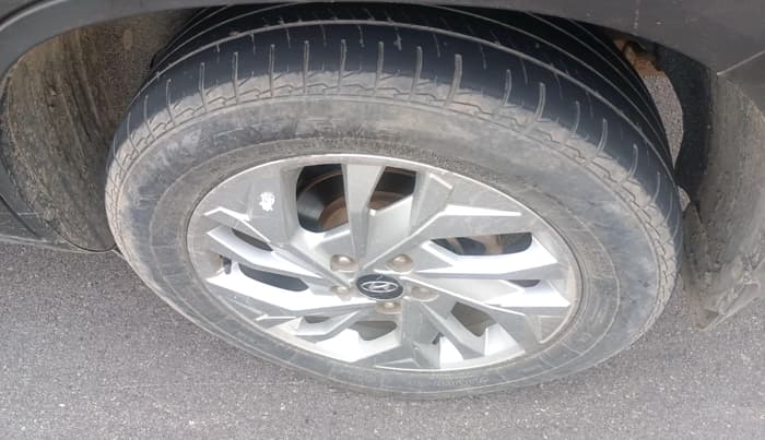 2023 Hyundai Creta SX 1.5 PETROL, Petrol, Manual, 48,489 km, tyre