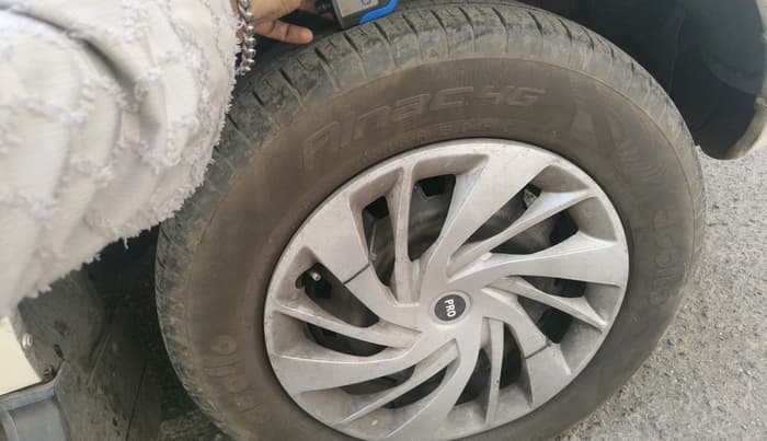 2012 Mahindra Quanto C6, Diesel, Manual, 81,227 km, tyre