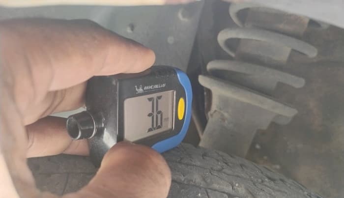 2014 Tata Nano LX, Petrol, Manual, 39,076 km, tyre