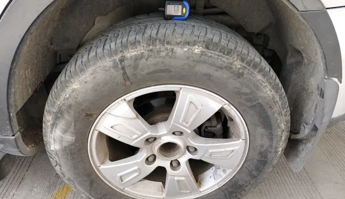 2014 Mahindra XUV500 W8, Diesel, Manual, 1,62,764 km, tyre
