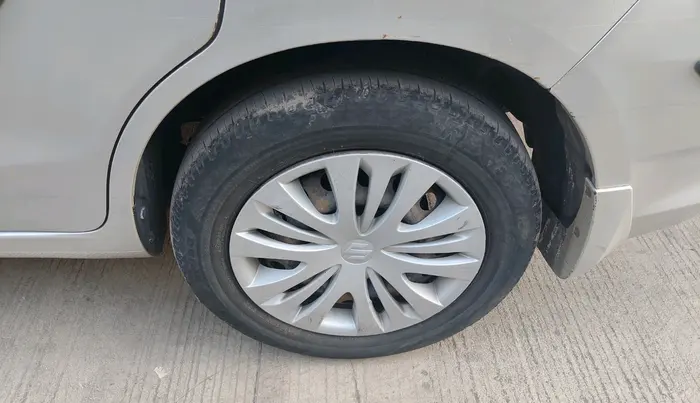 2017 Maruti Ertiga VXI CNG, CNG, Manual, 1,34,043 km, tyre