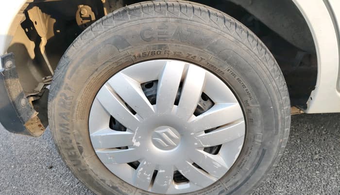 2020 Maruti Alto VXI, Petrol, Manual, 43,367 km, tyre