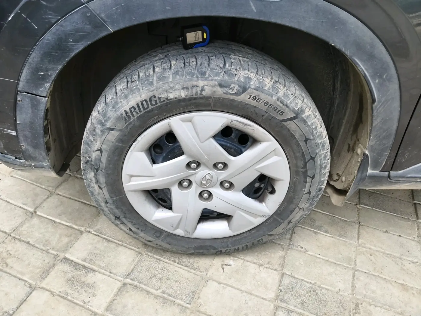 2020 Hyundai VENUE S 1.2, Petrol, Manual, 1,19,159 km, tyre