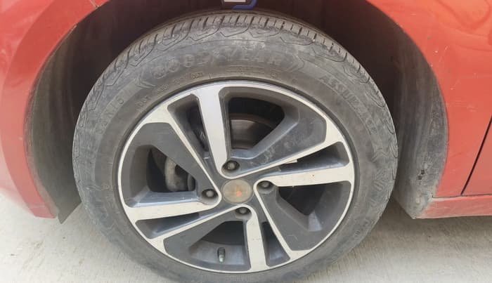 2021 Tata ALTROZ XZ DIESEL, Diesel, Manual, 56,836 km, tyre