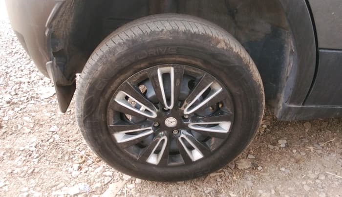 2025 Tata PUNCH Adventure Plus, Petrol, Manual, 34,671 km, tyre