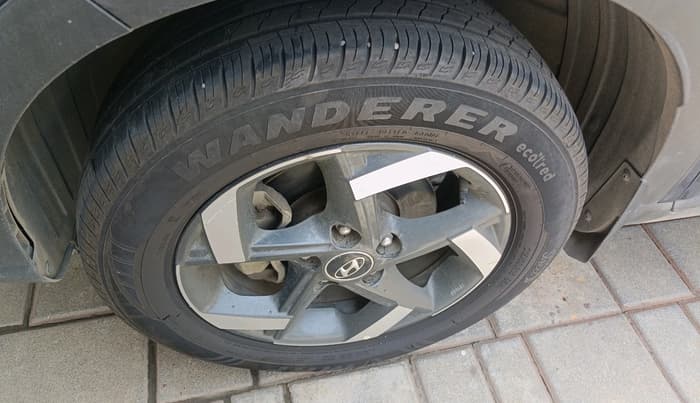 2019 Hyundai VENUE SX PLUS 1.0 TURBO DCT, Petrol, Automatic, 20,949 km, tyre