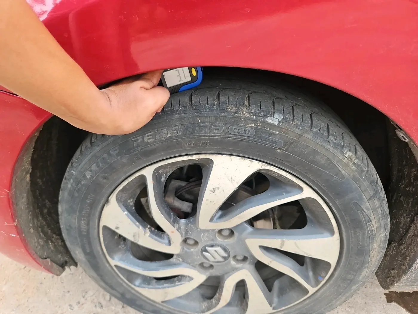 2019 Maruti Baleno ZETA PETROL 1.2, Petrol, Manual, 1,36,056 km, tyre