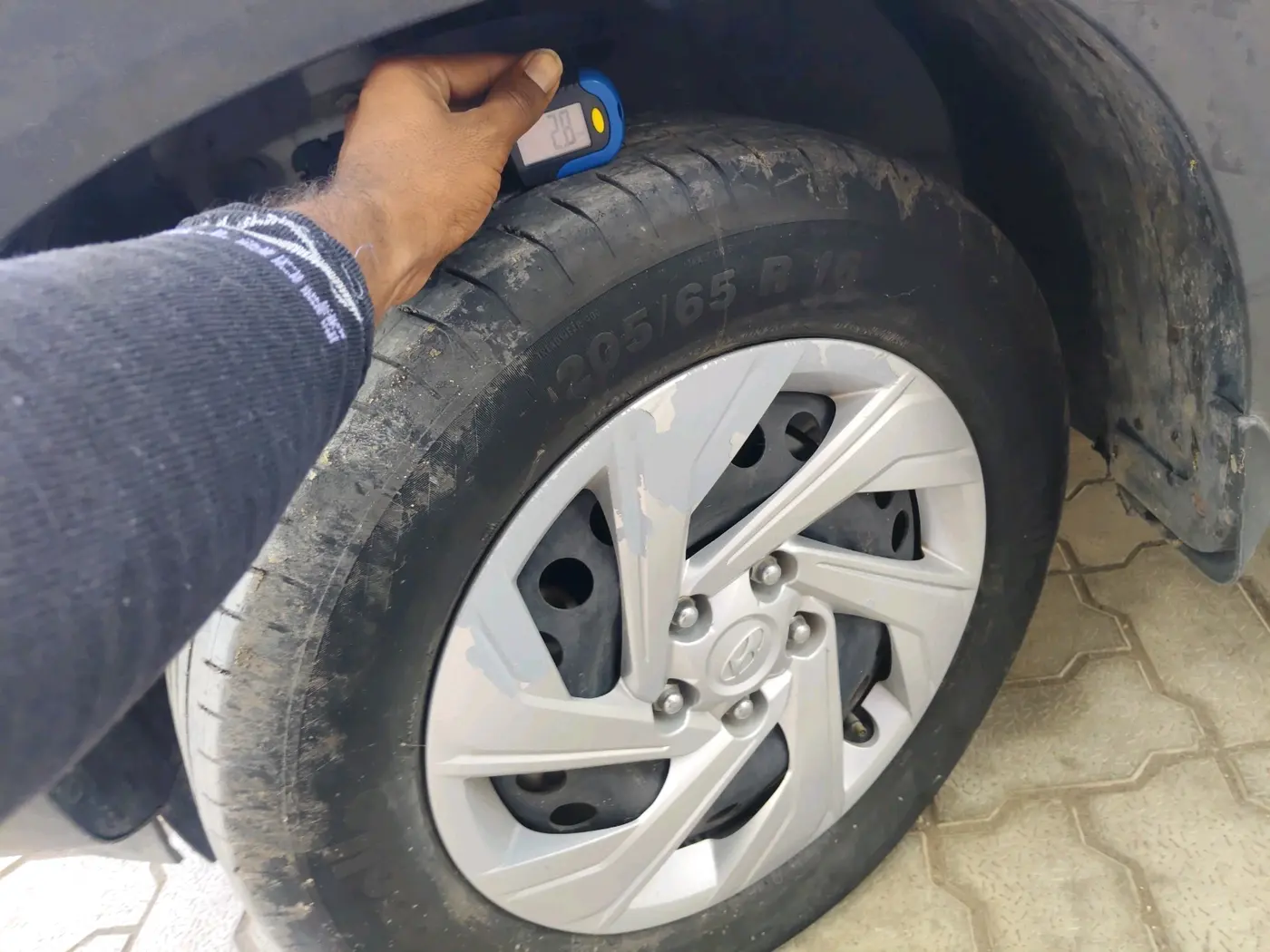 2023 Hyundai Creta E 1.5 PETROL, Petrol, Manual, 80,380 km, tyre