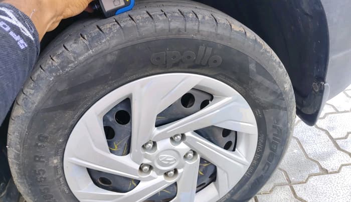 2023 Hyundai Creta E 1.5 PETROL, Petrol, Manual, 80,380 km, tyre