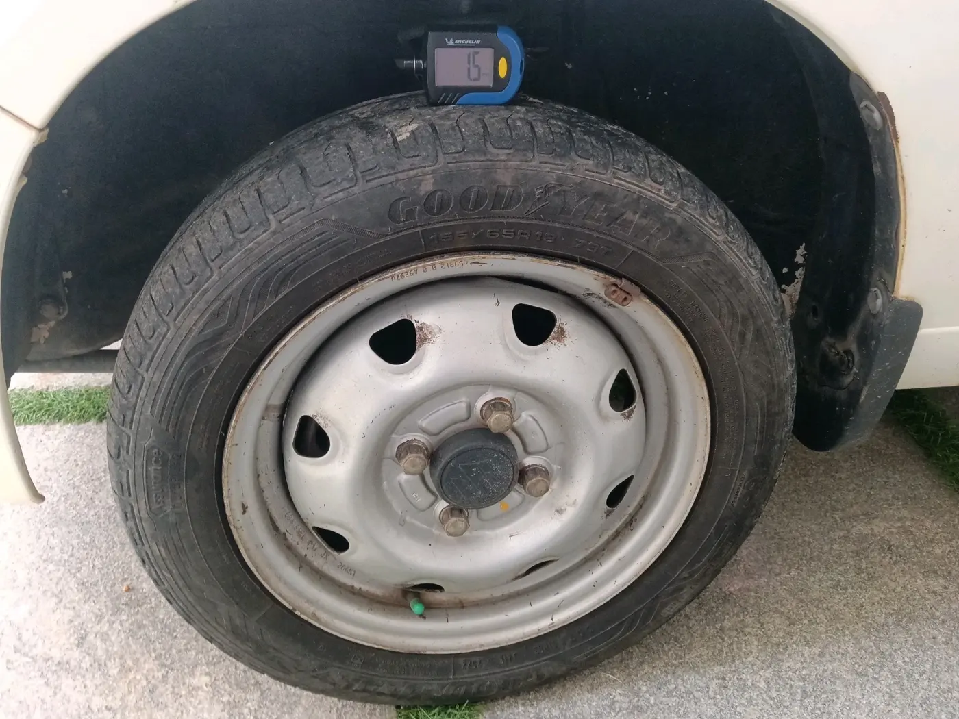 2012 Maruti Alto K10 LXI, Petrol, Manual, 67,543 km, tyre