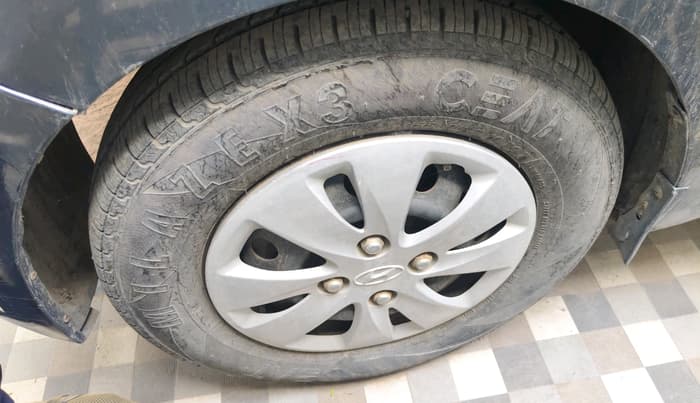 2011 Hyundai i10 MAGNA 1.1, Petrol, Manual, 34,113 km, tyre