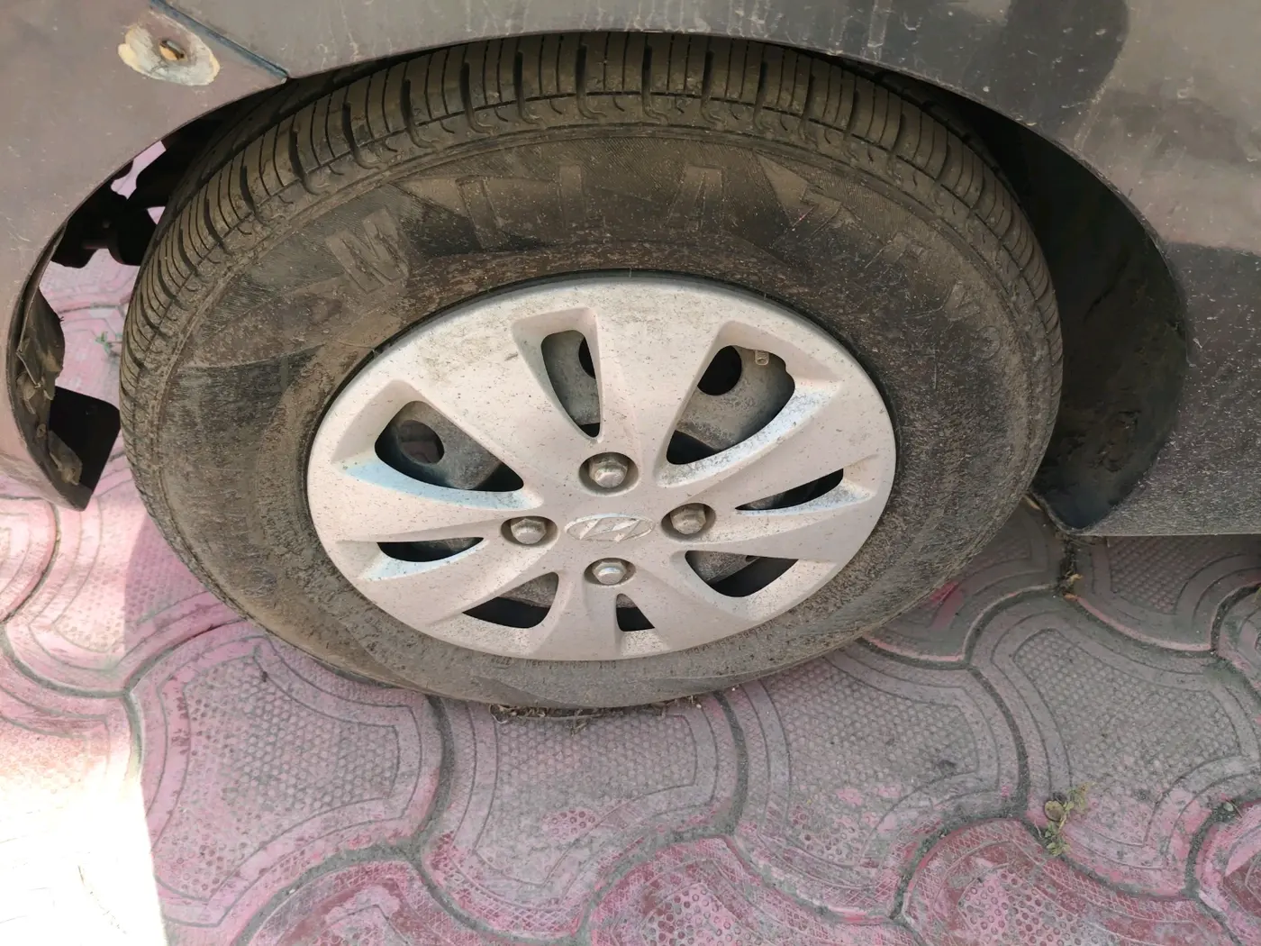 2011 Hyundai i10 MAGNA 1.1, Petrol, Manual, 34,113 km, tyre