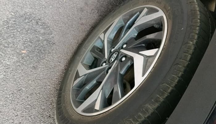 2022 Hyundai Creta SX (O) 1.5 DIESEL, Diesel, Manual, 1,05,921 km, tyre