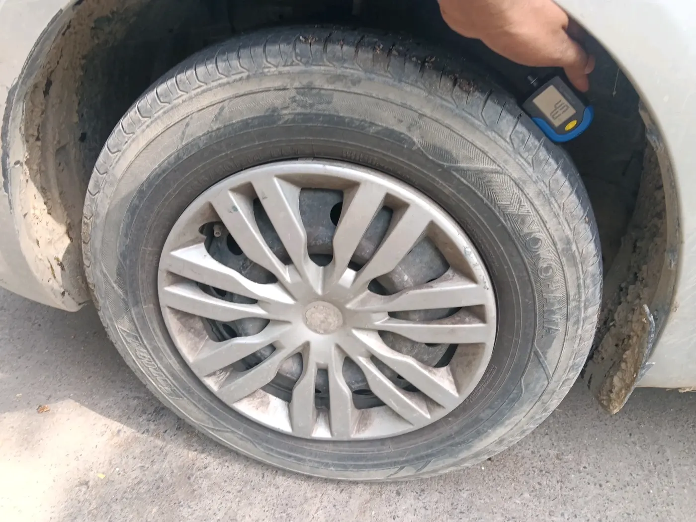 2012 Maruti Swift Dzire VXI, Petrol, Manual, 92,787 km, tyre