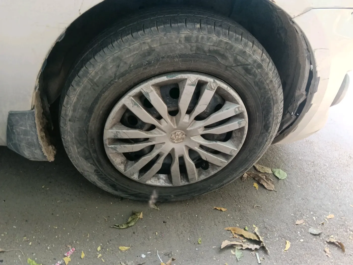 2012 Maruti Swift Dzire VXI, Petrol, Manual, 92,787 km, tyre