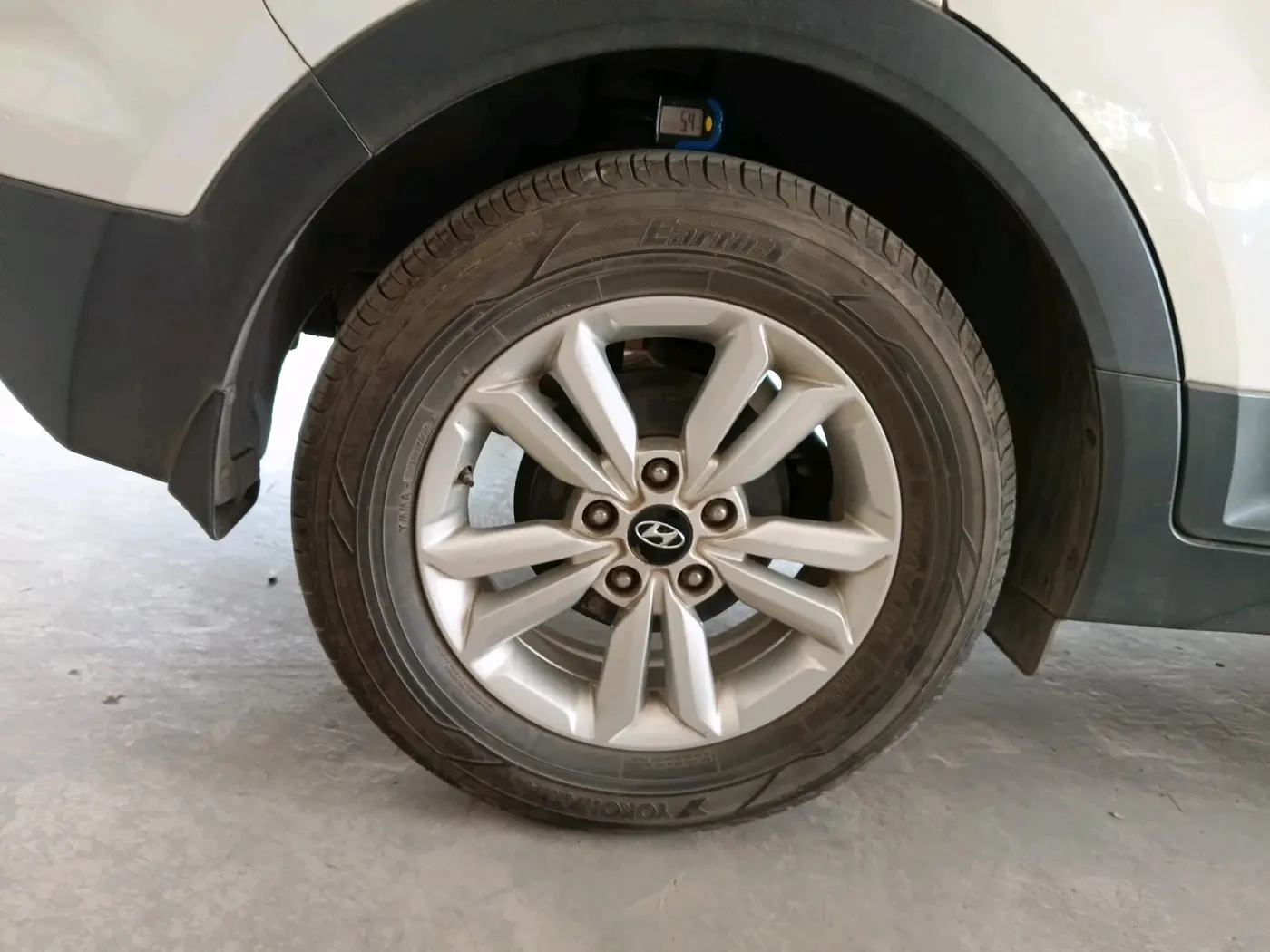 2016 Hyundai Creta SX PLUS AT 1.6 PETROL, Petrol, Automatic, 83,394 km, tyre