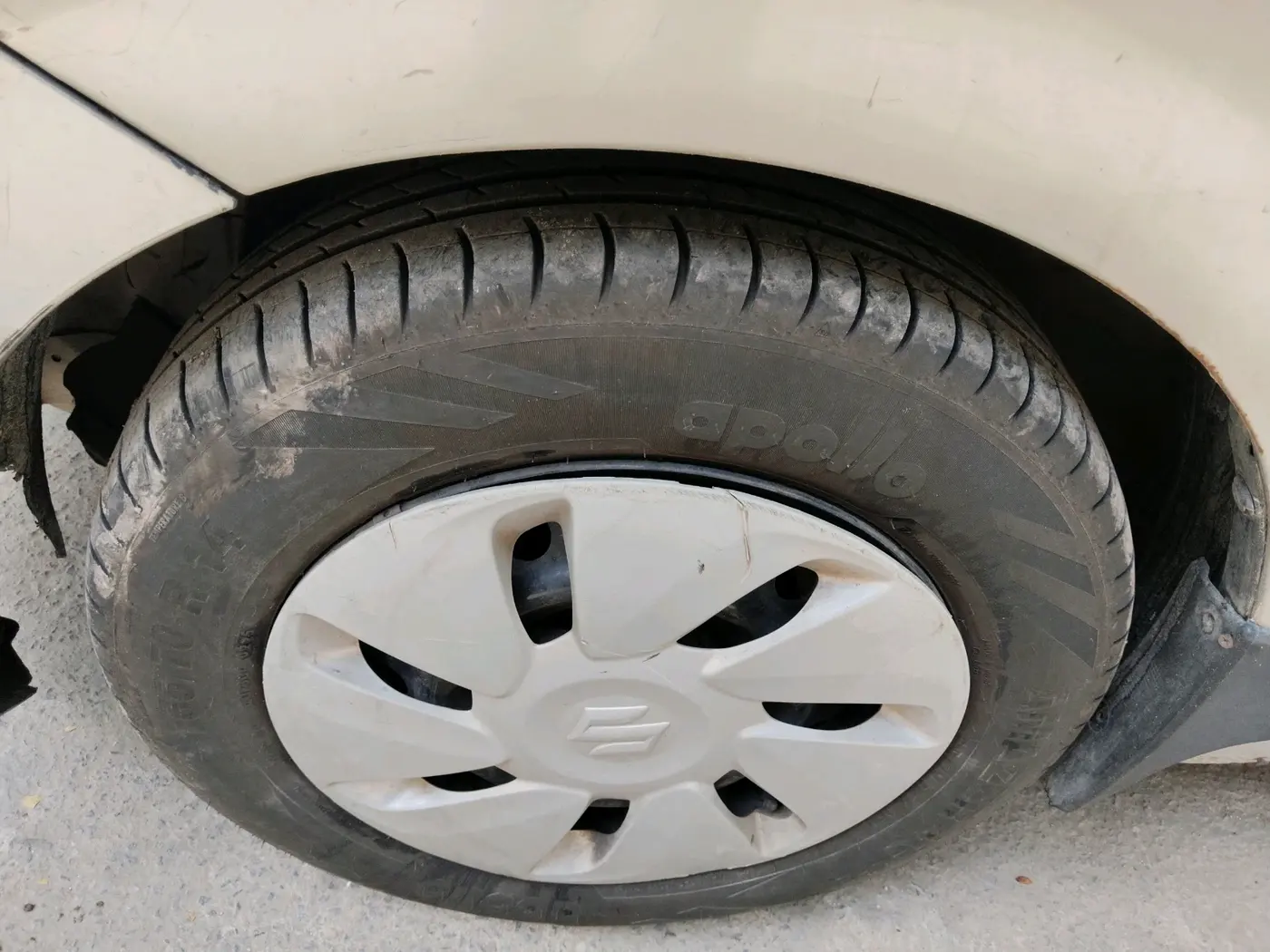 2017 Maruti Celerio VXI CNG, CNG, Manual, 1,28,896 km, tyre