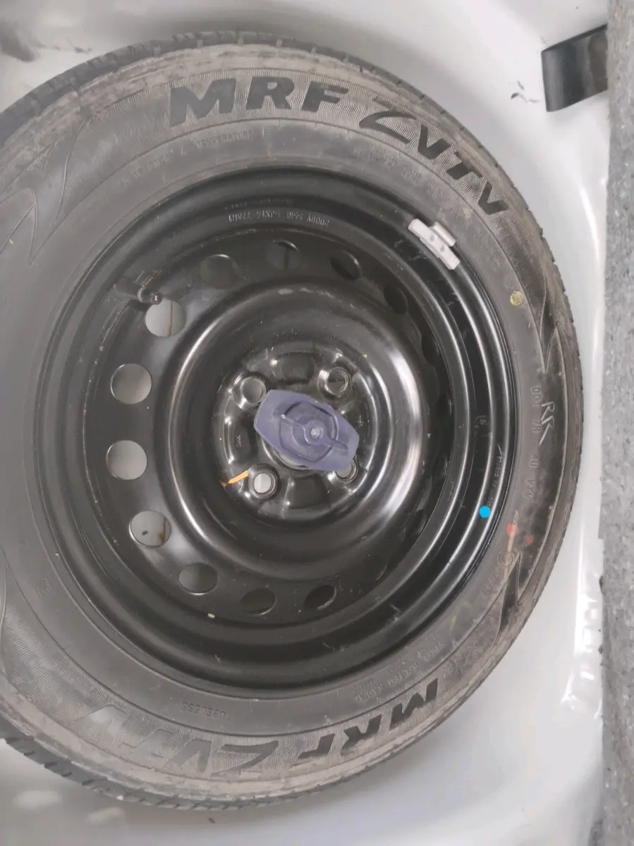 2020 Maruti New Wagon-R VXI 1.0, Petrol, Manual, 51,499 km, tyre
