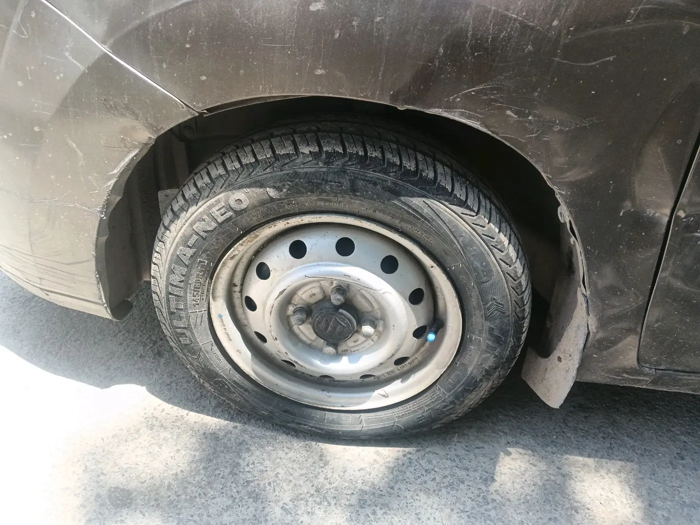 2011 Maruti Wagon R 1.0 LXI, Petrol, Manual, 52,500 km, tyre