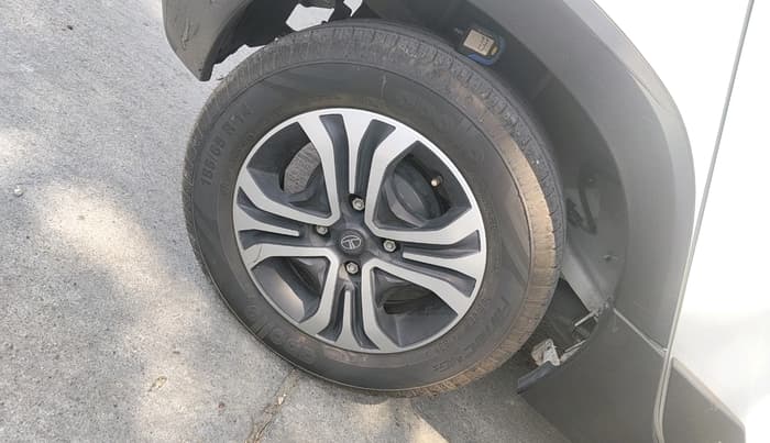 2024 Tata TIAGO NRG  NRG XZA CNG, CNG, Automatic, 28,738 km, tyre