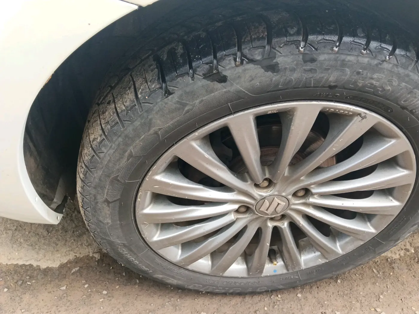 2015 Maruti Ciaz ZDI+ SHVS, Diesel, Manual, 91,685 km, tyre